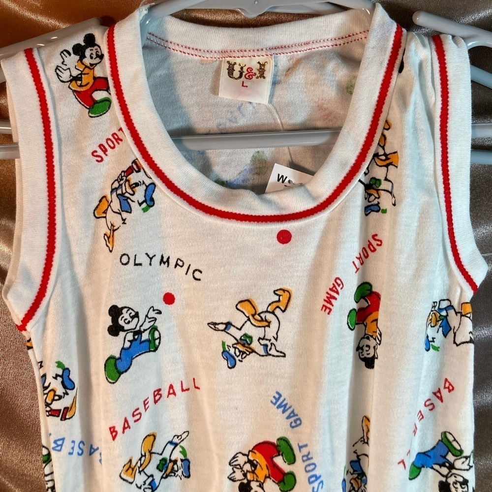 Vintage 80’s bootleg Disney NWOT 18-24m with‎ shorts. 22” chest.  150